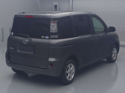 2011 Toyota Sienta