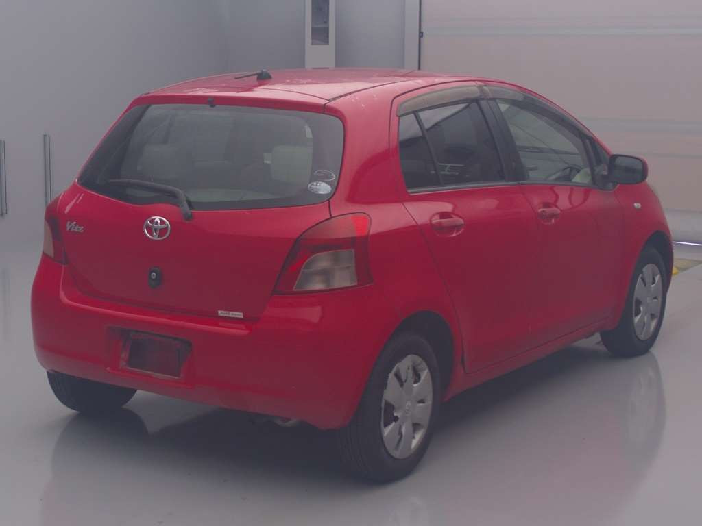 2006 Toyota Vitz KSP90[1]