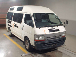 2004 Toyota Regiusace Commuter