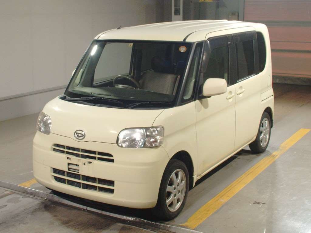 2010 Daihatsu Tanto L375S[0]