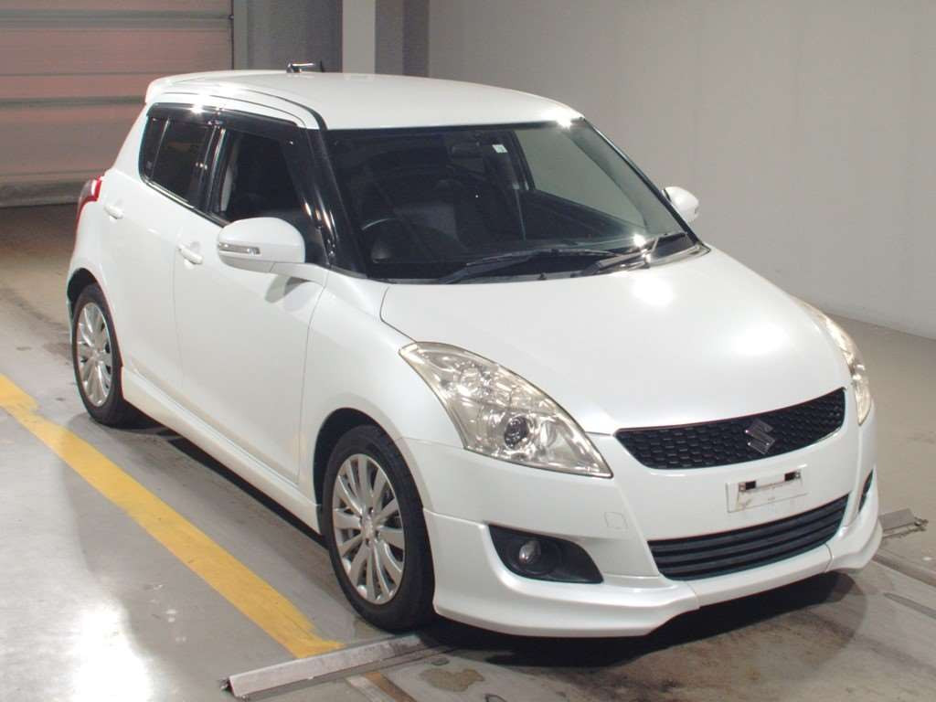 2012 Suzuki Swift ZC72S[2]