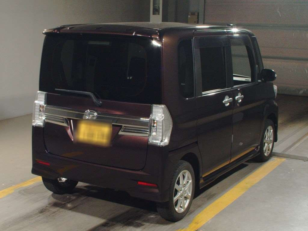 2014 Daihatsu Tanto Custom LA600S[1]