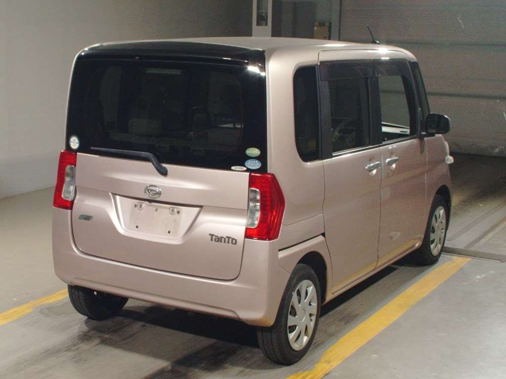 2013 Daihatsu Tanto LA600S[1]