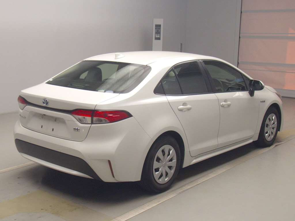 2019 Toyota Corolla Sedan ZWE211[1]