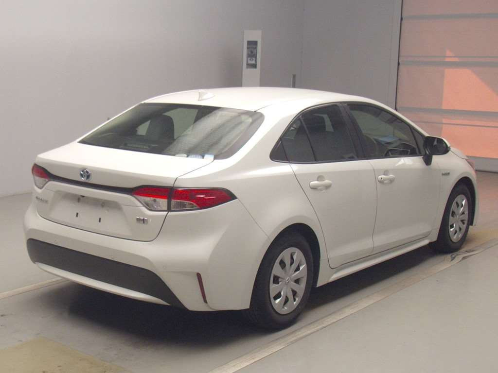 2019 Toyota Corolla Sedan ZWE211[1]