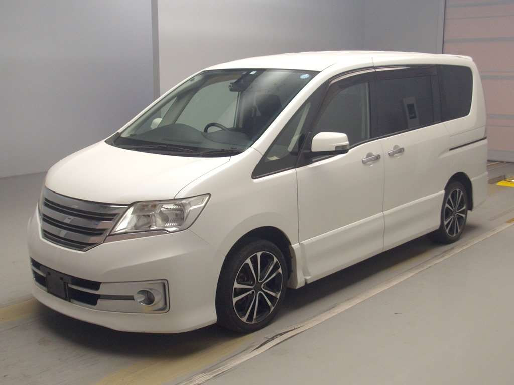 2011 Nissan Serena C26[0]