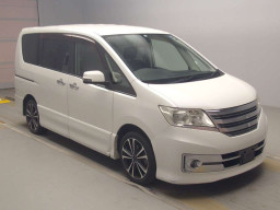 2011 Nissan Serena