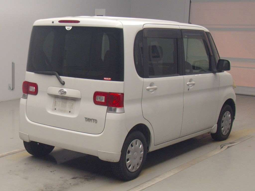 2009 Daihatsu Tanto L375S[1]