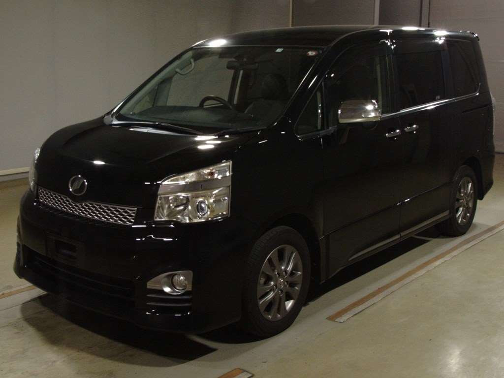 2013 Toyota Voxy ZRR70W[0]