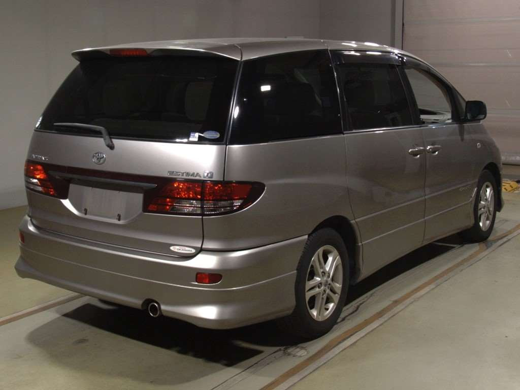 2004 Toyota Estima ACR30W[1]