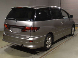 2004 Toyota Estima