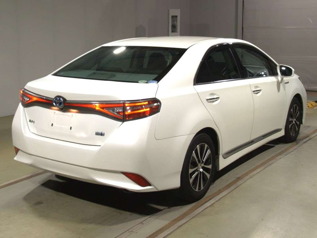 2014 Toyota SAI AZK10[1]