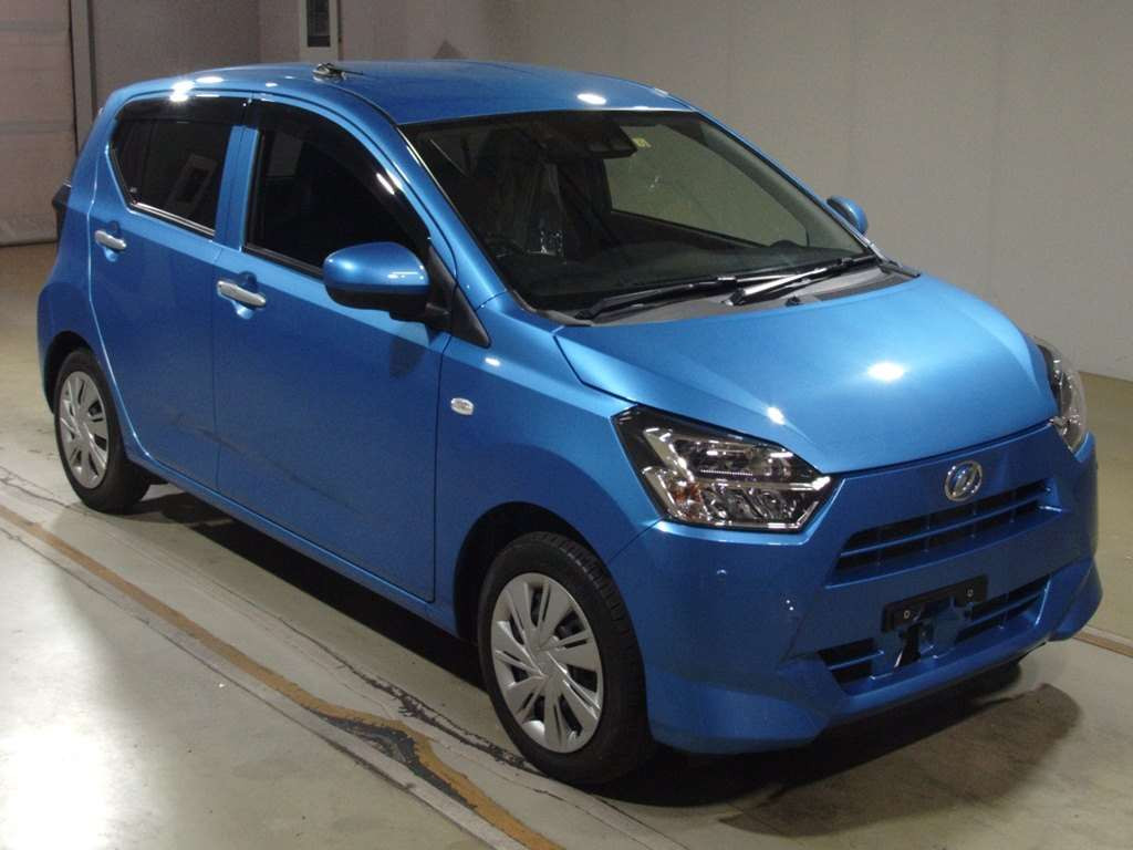 2021 Daihatsu Mira es LA350S[2]