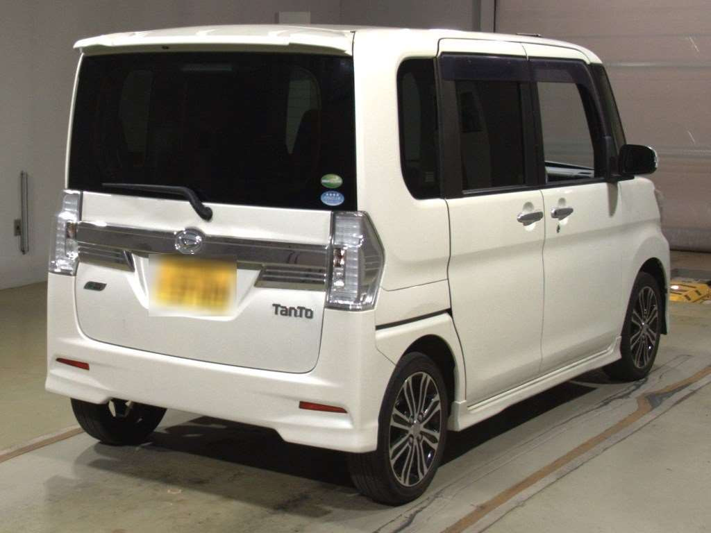 2014 Daihatsu Tanto LA600S[1]