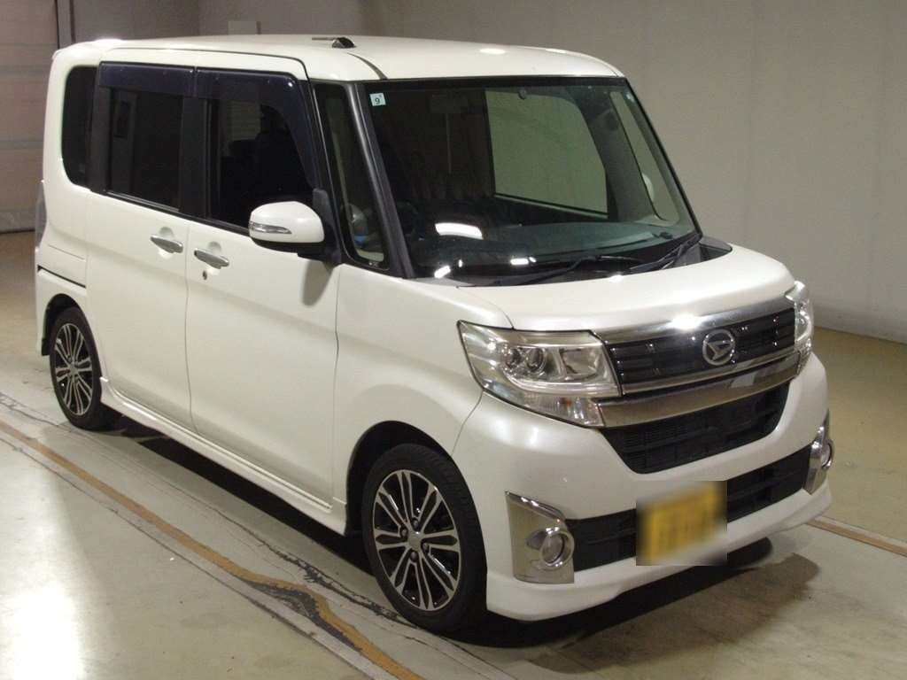 2014 Daihatsu Tanto LA600S[2]