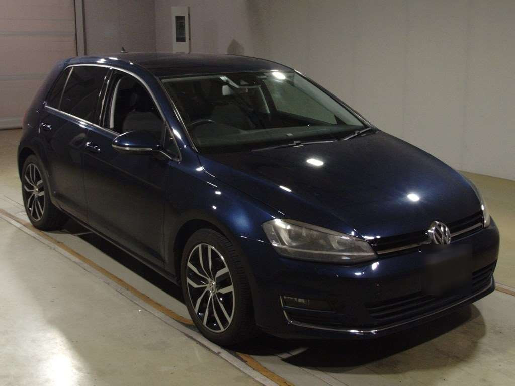 2014 Volkswagen Golf AUCPT[2]