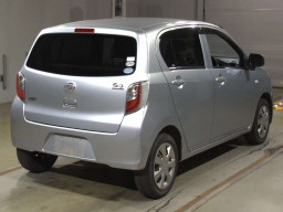 2011 Daihatsu Mira es