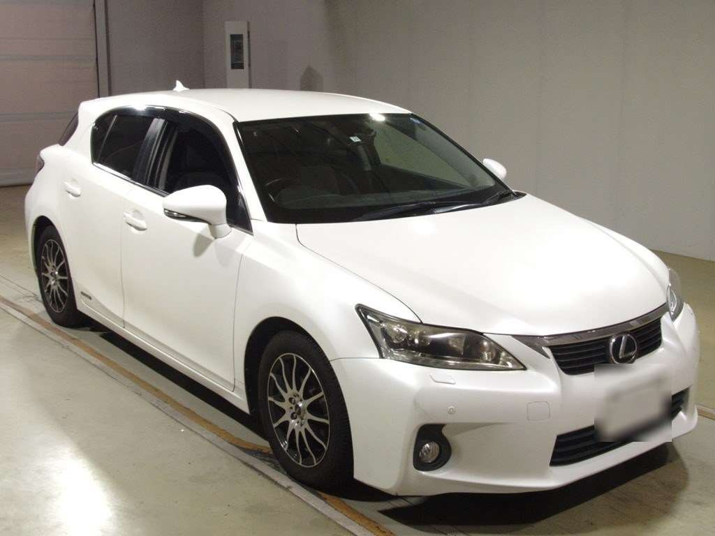 2011 Lexus CT ZWA10[2]