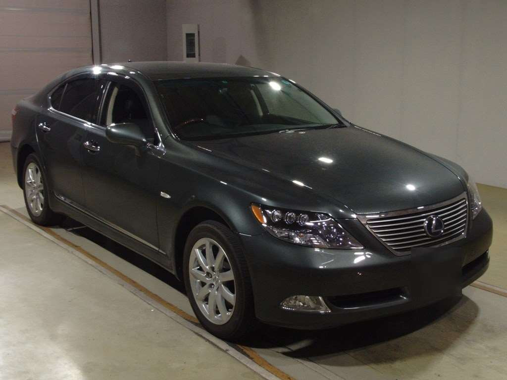 2007 Lexus LS UVF45[2]