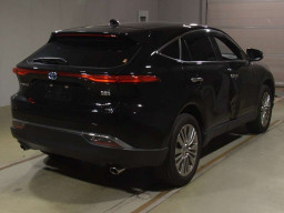 2022 Toyota Harrier Hybrid