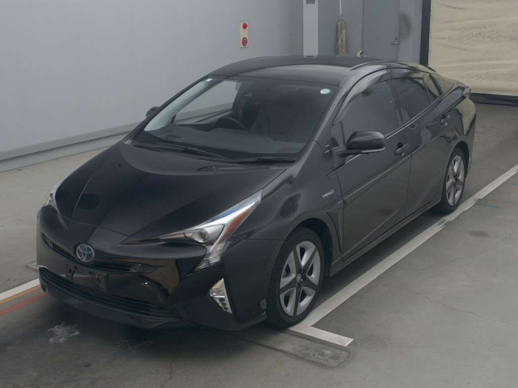 2016 Toyota Prius ZVW55[0]