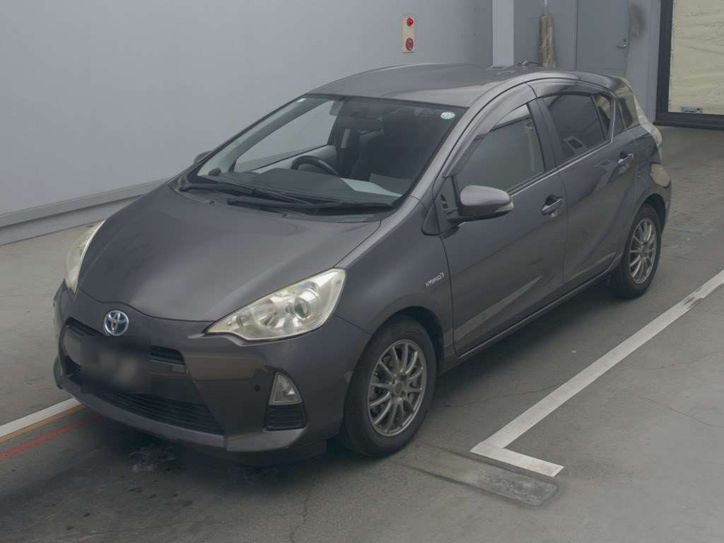 2012 Toyota Aqua NHP10[0]