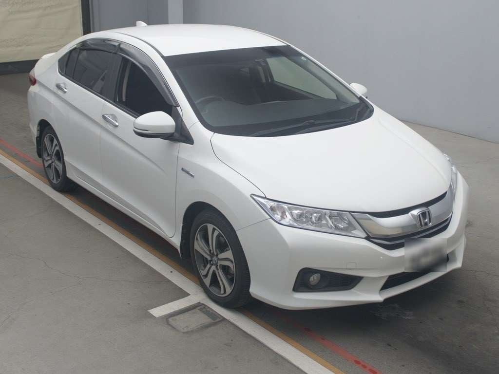 2015 Honda Grace GM4[2]