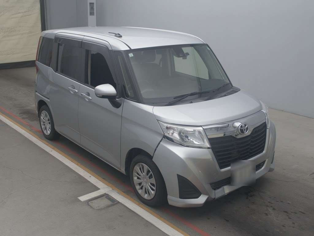 2017 Toyota Roomy M900A[2]