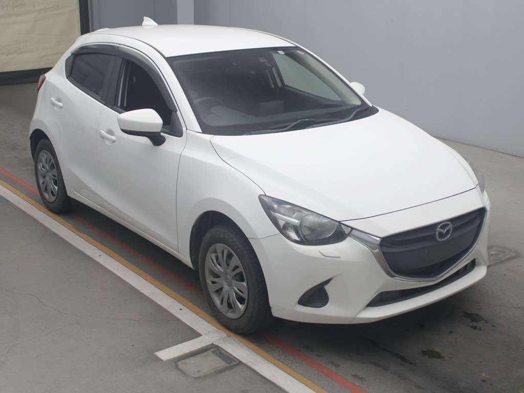 2017 Mazda Demio DJ3AS[2]