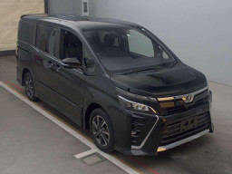 2018 Toyota Voxy