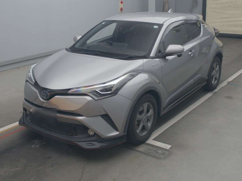 2017 Toyota C-HR ZYX10[0]