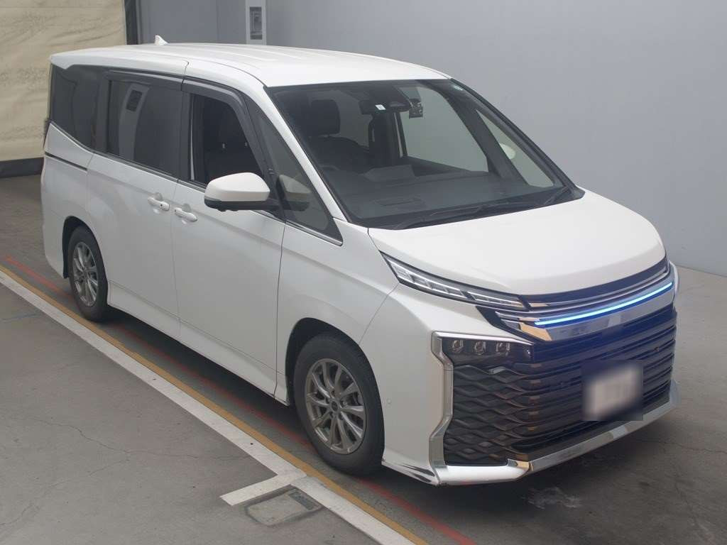 2023 Toyota Voxy ZWR90W[2]