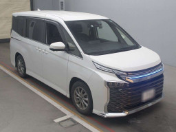 2023 Toyota Voxy