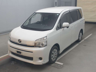 2011 Toyota Voxy