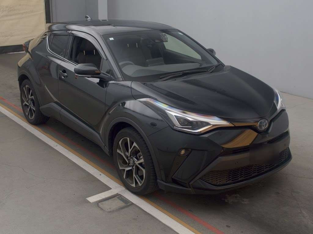 2021 Toyota C-HR ZYX11[2]