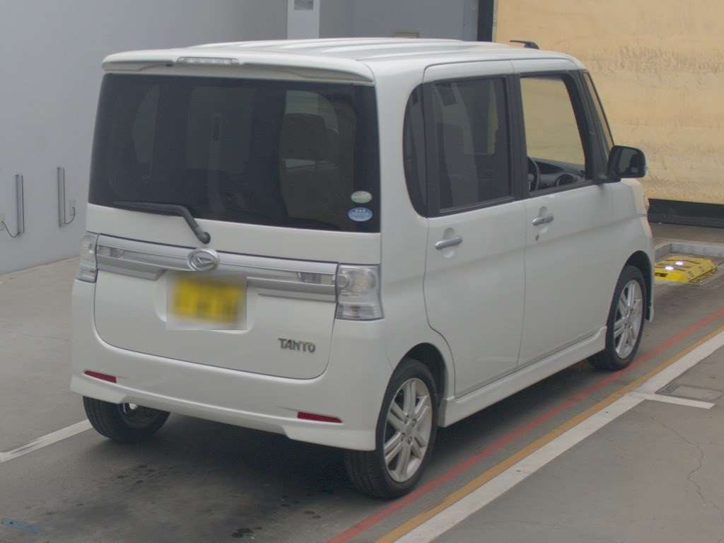 2012 Daihatsu Tanto Custom L375S[1]