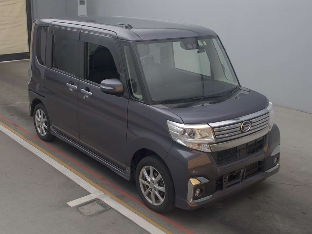 2017 Daihatsu Tanto LA600S[2]