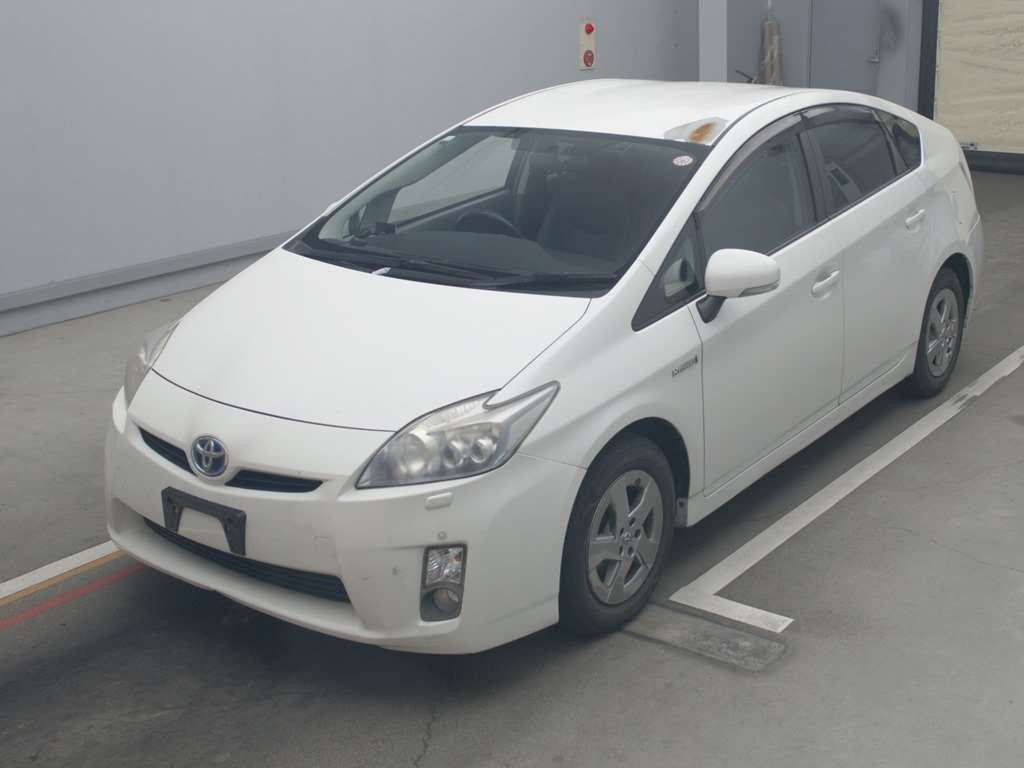 2010 Toyota Prius ZVW30[0]