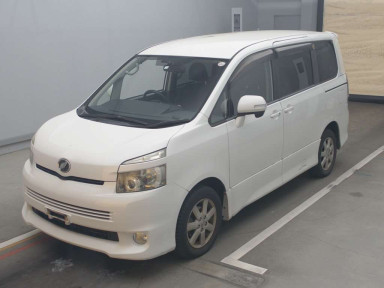 2008 Toyota Voxy