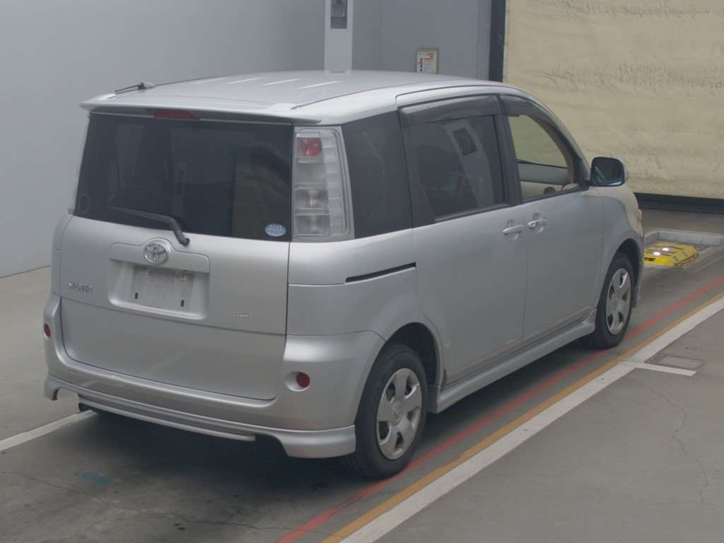 2012 Toyota Sienta NCP85G[1]