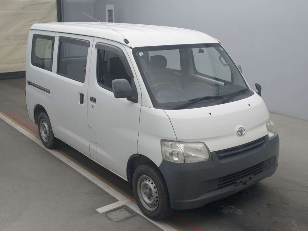 2014 Toyota Townace Van S412M[2]