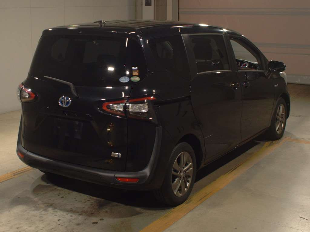 2016 Toyota Sienta NHP170G[1]