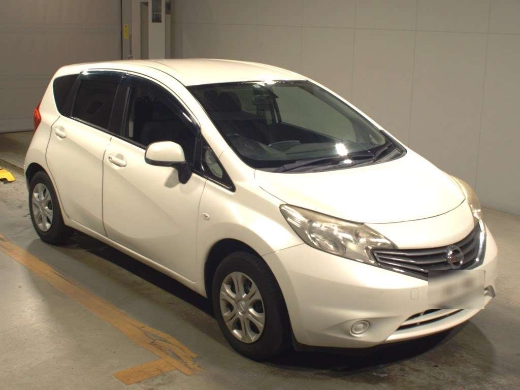 2013 Nissan Note E12[2]