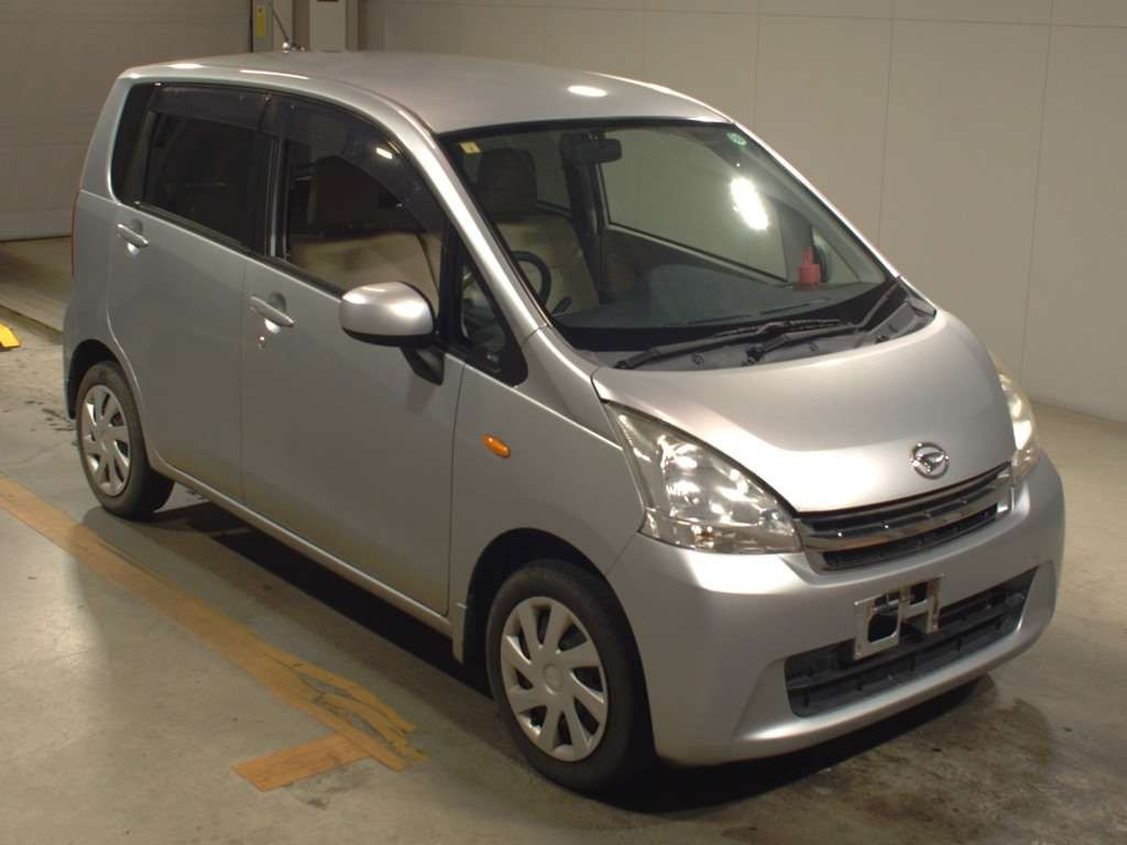 2012 Daihatsu Move LA100S[2]