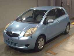 2005 Toyota Vitz