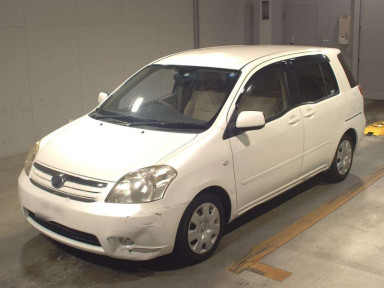 2007 Toyota Raum