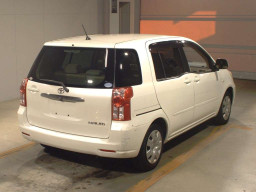 2007 Toyota Raum