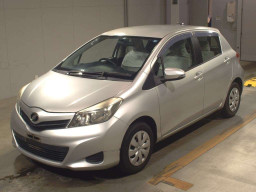 2011 Toyota Vitz