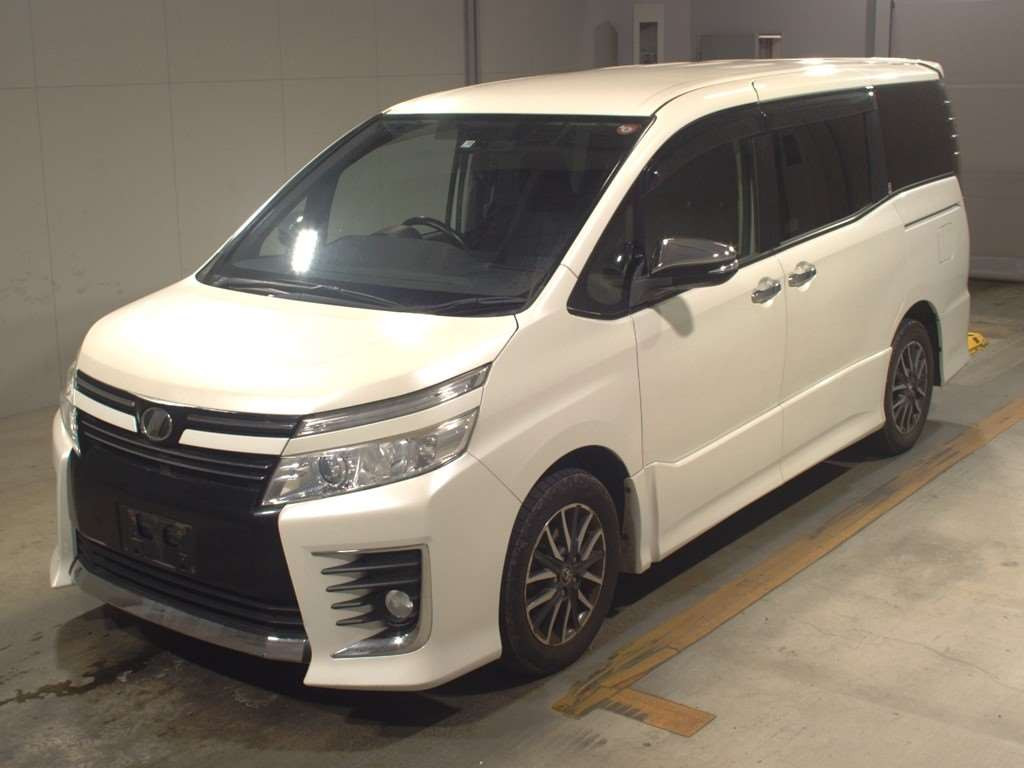 2015 Toyota Voxy ZRR80W[0]