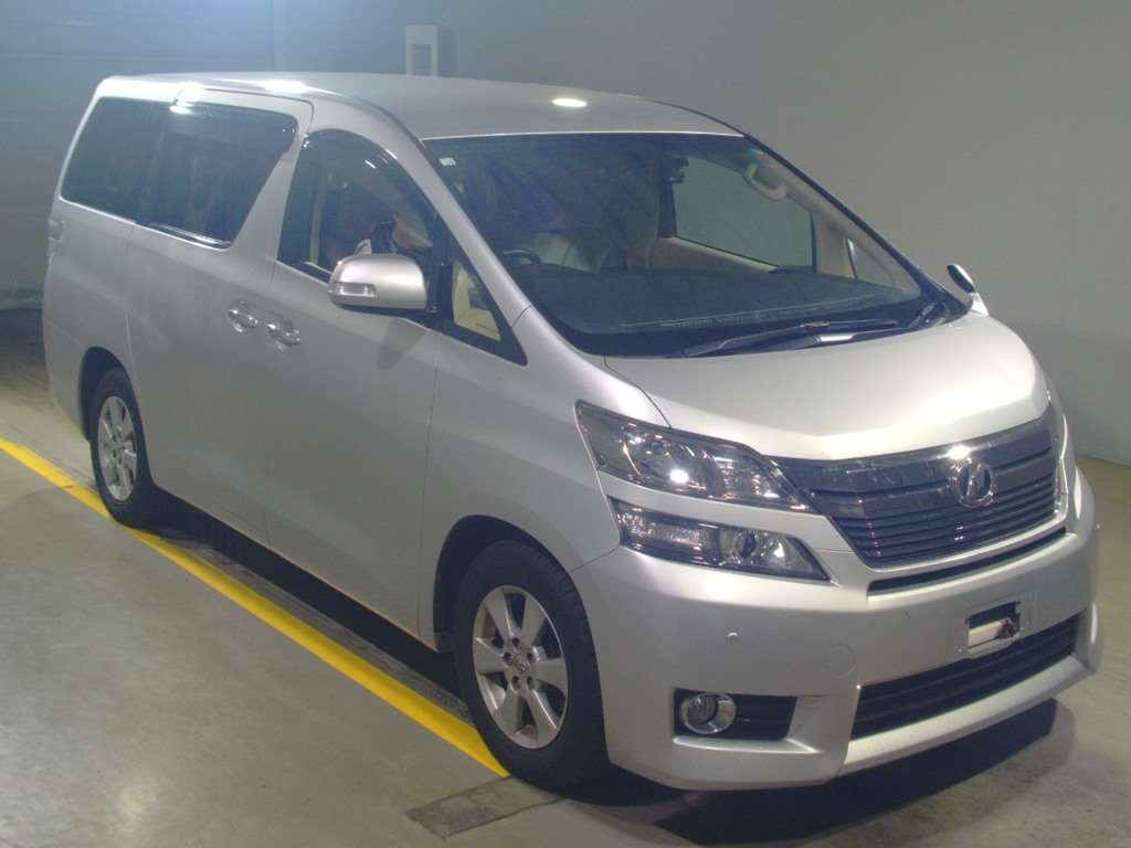 2012 Toyota Vellfire ANH25W[2]